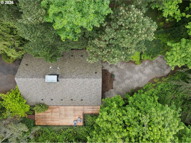 2453 MARYLHURST Dr, West Linn, OR 97068