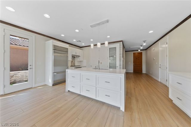 1242 Calcione Drive, Henderson, NV 89011