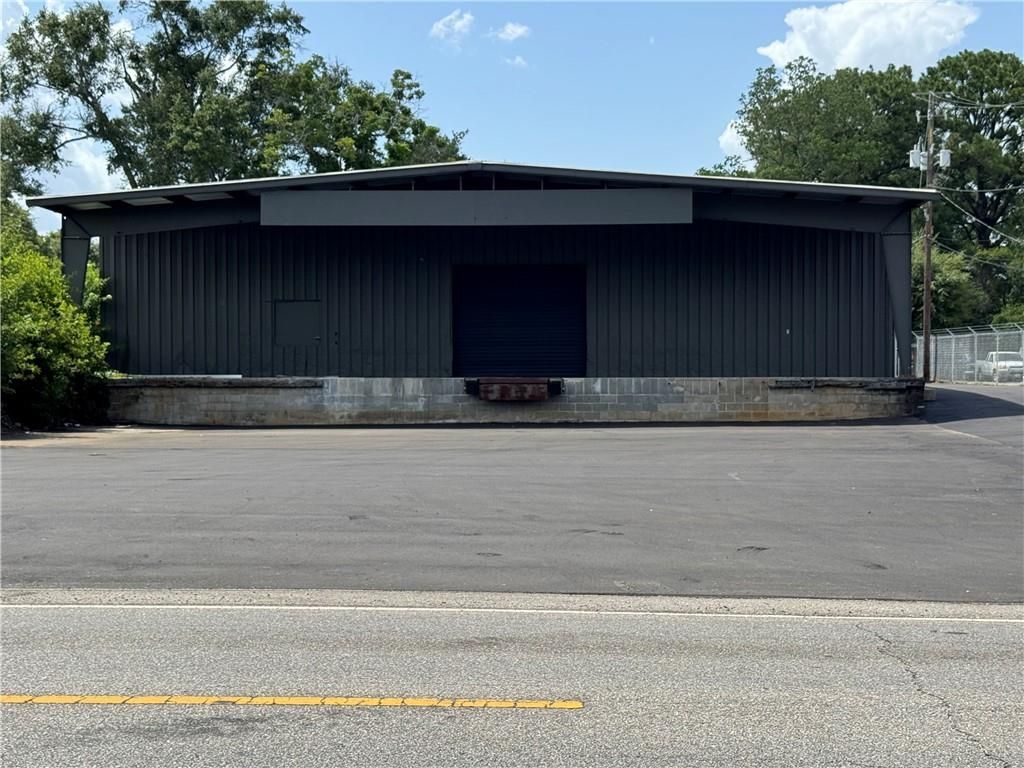 2312 Halls Mill Road, Mobile, AL 36606 — exterior