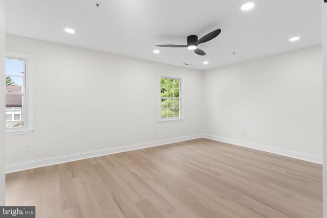 736 CHANTICLEER DR, Cherry Hill, NJ 08003