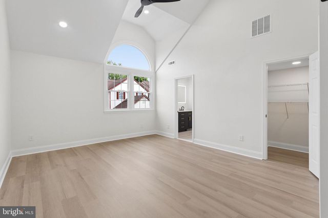 736 CHANTICLEER DR, Cherry Hill, NJ 08003