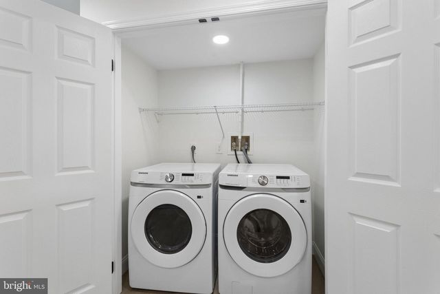736 CHANTICLEER DR, Cherry Hill, NJ 08003