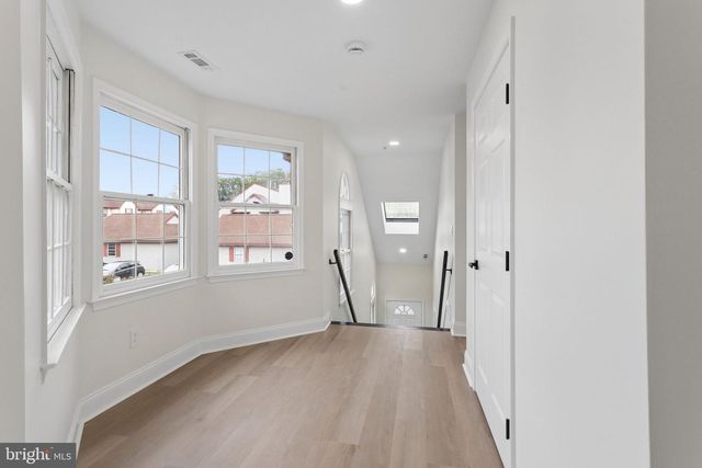 736 CHANTICLEER DR, Cherry Hill, NJ 08003