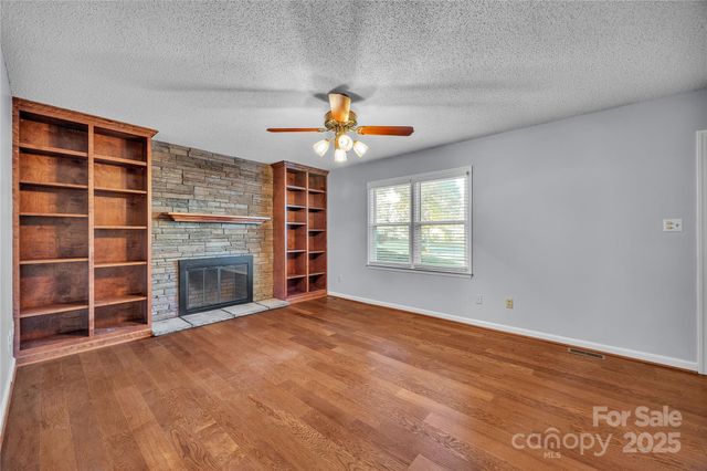 106 Gallarie Place, Salisbury, NC 28144