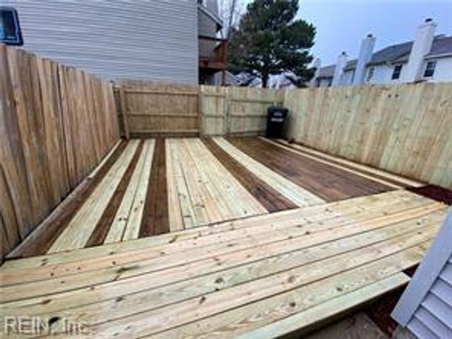 5405 Scholarship DR, Virginia Beach, VA 23462