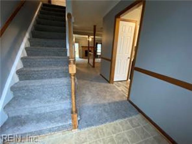 5405 Scholarship DR, Virginia Beach, VA 23462