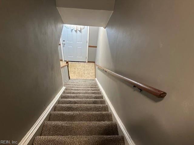 5405 Scholarship DR, Virginia Beach, VA 23462