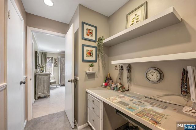 1253 Stephanie Drive, North Caldwell, NJ 07006