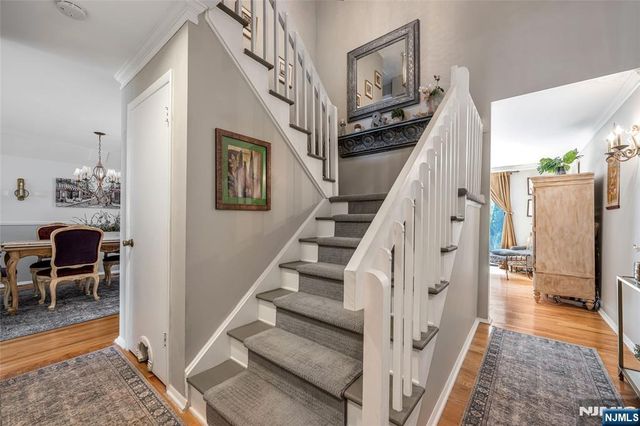 1253 Stephanie Drive, North Caldwell, NJ 07006