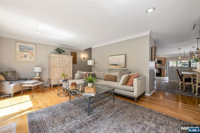 1253 Stephanie Drive, North Caldwell, NJ 07006