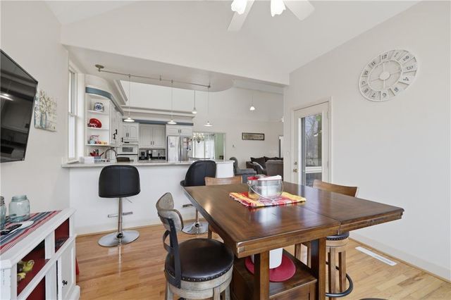 7815 N Adrian Avenue, Kansas City, MO 64151