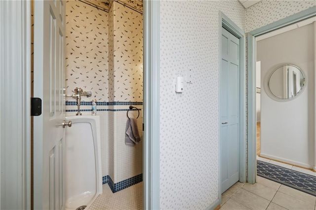 7815 N Adrian Avenue, Kansas City, MO 64151