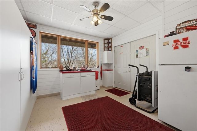 7815 N Adrian Avenue, Kansas City, MO 64151