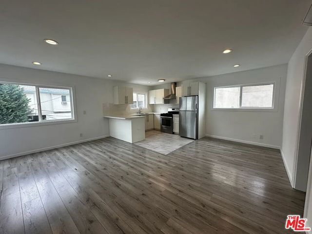 8843 Alcott Street, Los Angeles, CA 90035