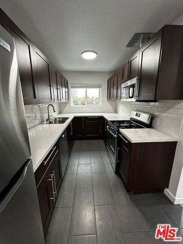 8843 Alcott Street, Los Angeles, CA 90035