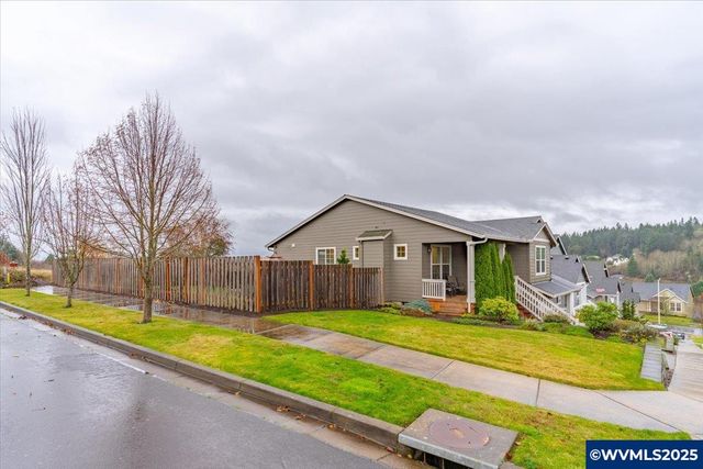 2383 Cherry Blossom Dr, Salem, OR 97304