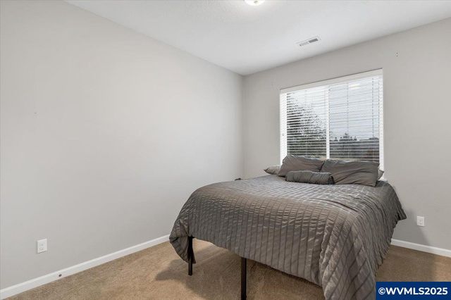 2383 Cherry Blossom Dr, Salem, OR 97304