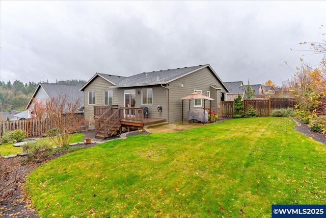 2383 Cherry Blossom Dr, Salem, OR 97304