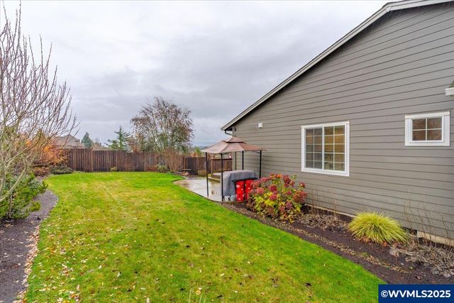 2383 Cherry Blossom Dr, Salem, OR 97304