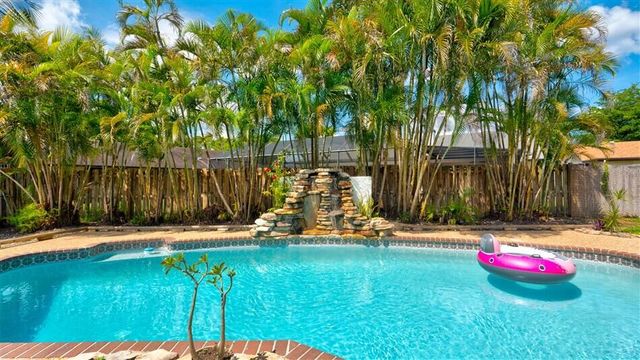 21732 Little Bear Way, Boca Raton, FL 33428