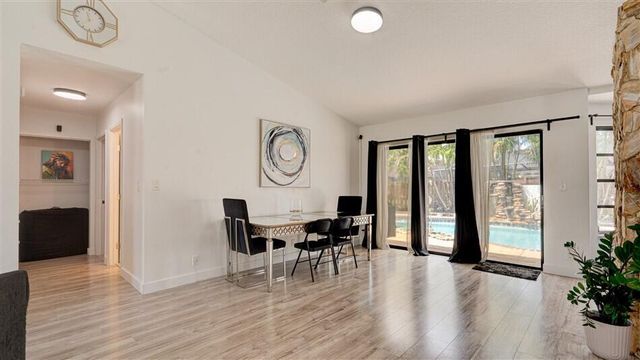 21732 Little Bear Way, Boca Raton, FL 33428