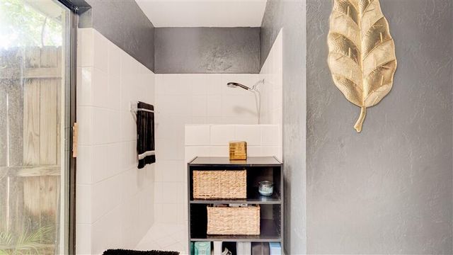 21732 Little Bear Way, Boca Raton, FL 33428