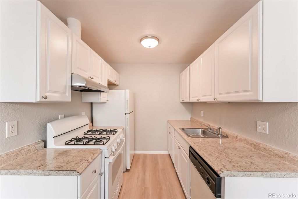 10772 E Exposition Avenue 141, Aurora, CO 80012