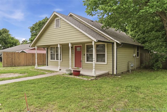 120 N Division Street E, Coweta, OK 74429