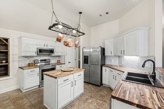 614 Burchshire Lane, Wylie, TX 75098