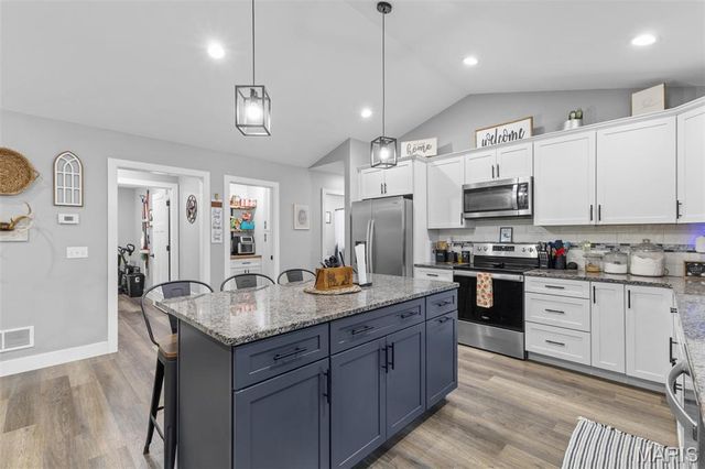 219 W Mont Carmel Street, Bonne Terre, MO 63628