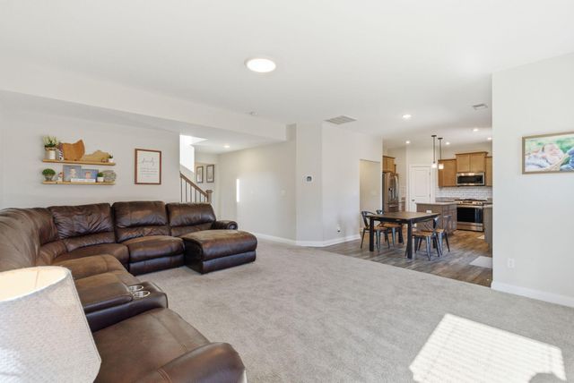 146 Dove Run Circle, Georgetown, KY 40324