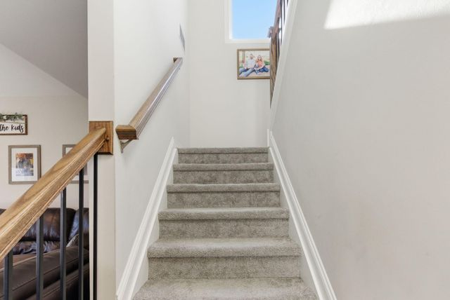 146 Dove Run Circle, Georgetown, KY 40324