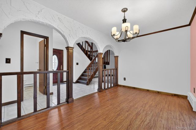 11 Dill Hill Road, Hopewell Junction, NY 12533