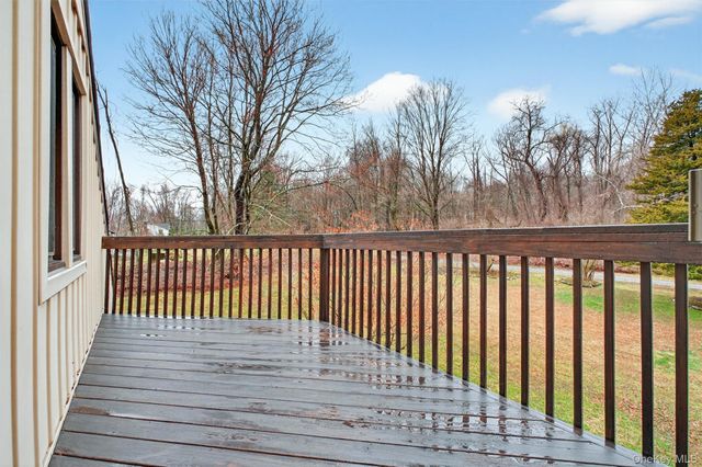 11 Dill Hill Road, Hopewell Junction, NY 12533