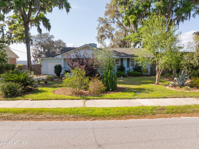 2204 Wilson Drive, Beaufort, SC 29902