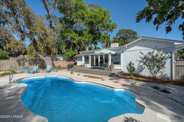 2204 Wilson Drive, Beaufort, SC 29902