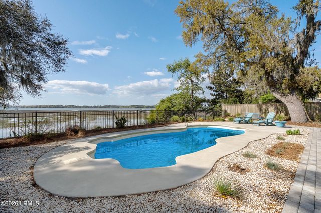 2204 Wilson Drive, Beaufort, SC 29902