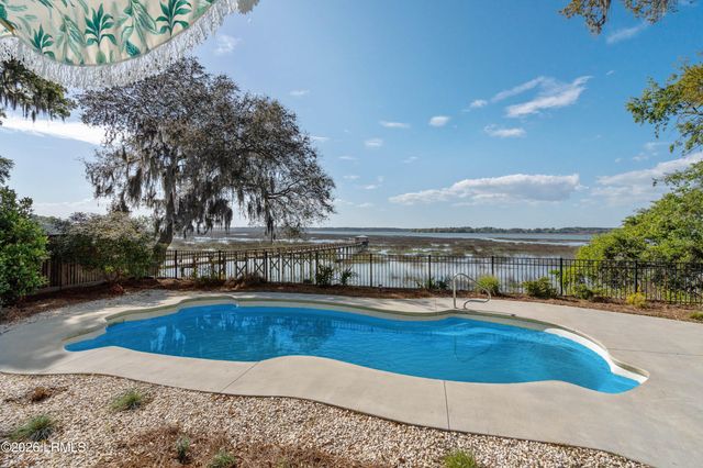 2204 Wilson Drive, Beaufort, SC 29902