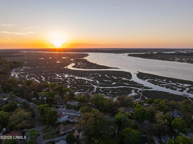 2204 Wilson Drive, Beaufort, SC 29902