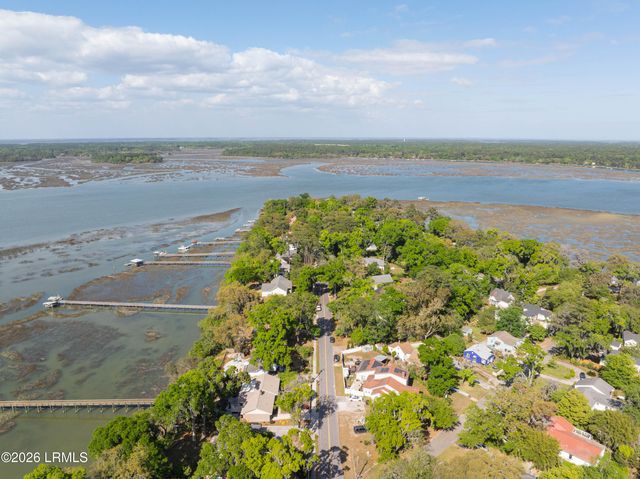 2204 Wilson Drive, Beaufort, SC 29902