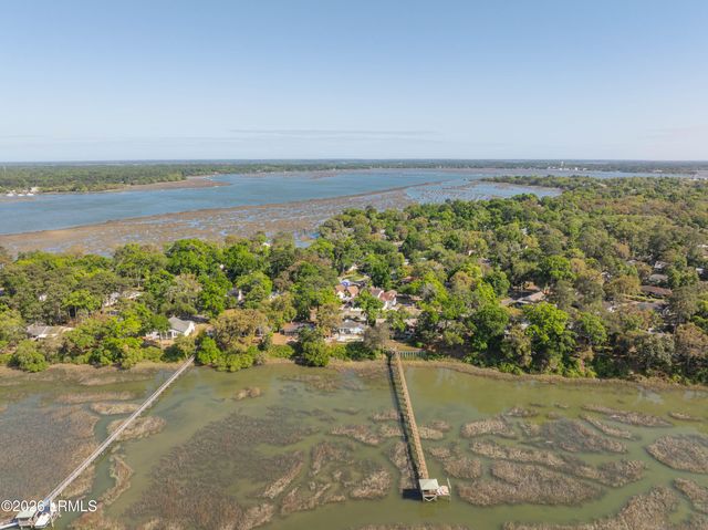 2204 Wilson Drive, Beaufort, SC 29902