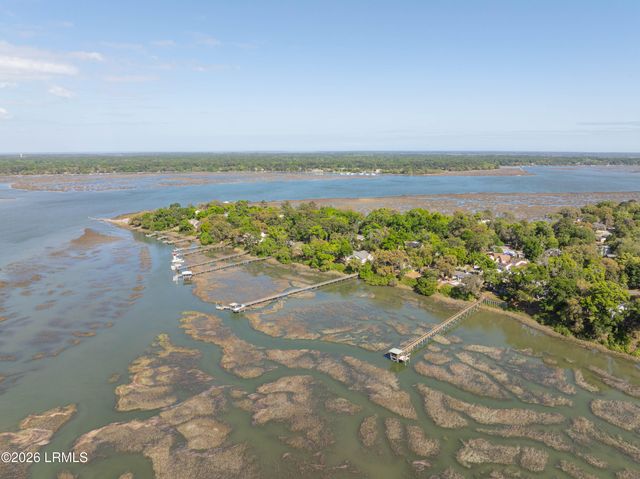 2204 Wilson Drive, Beaufort, SC 29902