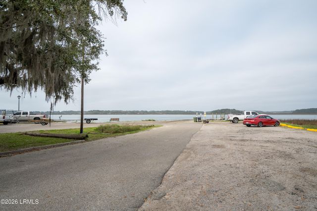 2204 Wilson Drive, Beaufort, SC 29902
