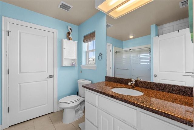 808 Pinata Drive, Crystal Beach, TX 77650