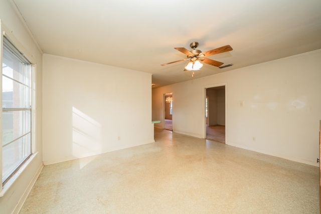 2909 S Broadway Blvd, Kilgore, TX 75662