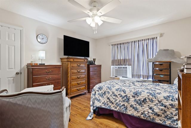 212 E Hideaway Lane, Hideaway, TX 75771