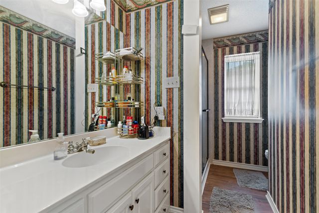 212 E Hideaway Lane, Hideaway, TX 75771