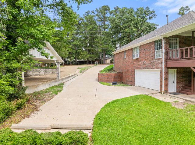 212 E Hideaway Lane, Hideaway, TX 75771