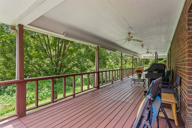 212 E Hideaway Lane, Hideaway, TX 75771