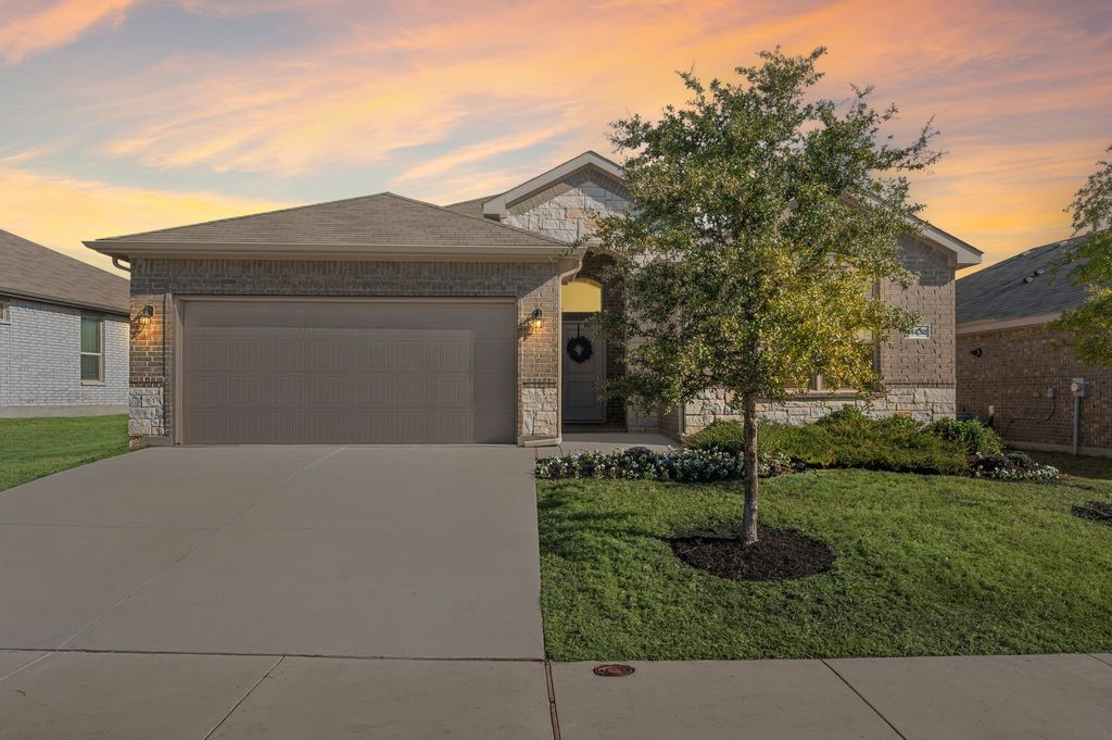 11432 Leeson Street, Fort Worth, TX 76052